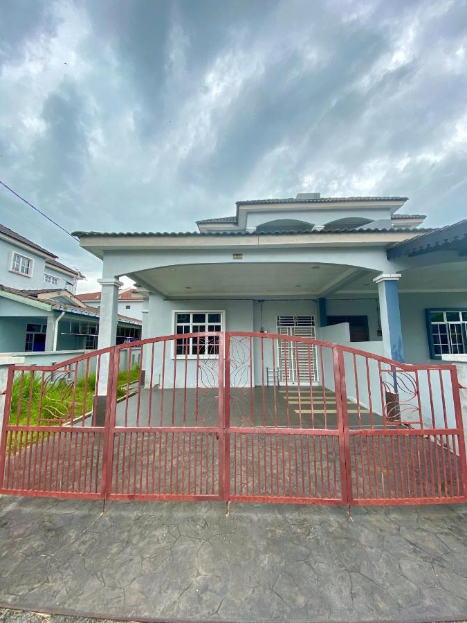 Desyafiq Homestay Kuala Kedah Buitenkant foto